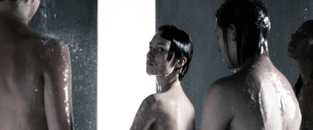 Nude Area | Lesben-Film 2014 -- lesbisch, Bisexualität, Homosexualität -- FILMBILD 01