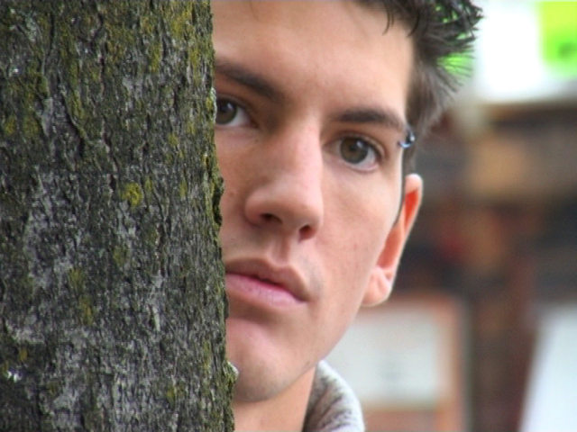 Dummer Junge -- STILL 2
