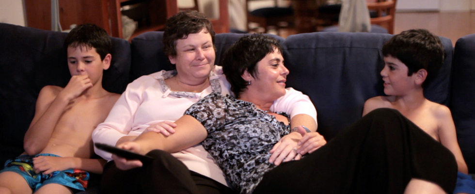 Gayby | Film 2015 -- schwul, lesbisch, Homophobie, Regenbogenfamilie -- HEAD