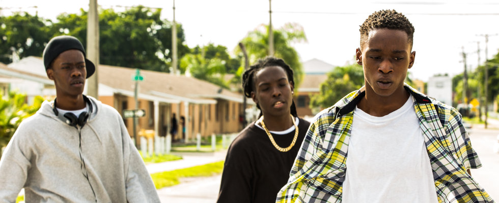 Moonlight | Film 2016 -- schwul, Homophobie, Coming Out, Bisexualität, Homosexualität -- HEAD