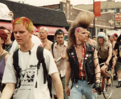 Queercore: How to Punk a Revolution | Film 2018 — online sehen