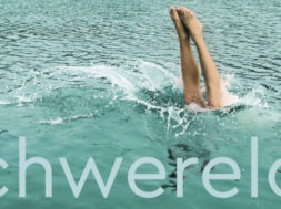Tomasz Jedrowski: Im Wasser sind wir schwerelos (2021) | Schwuler Roman als Gebundenes Buch, eBook, Hörbuch, Audio-CD