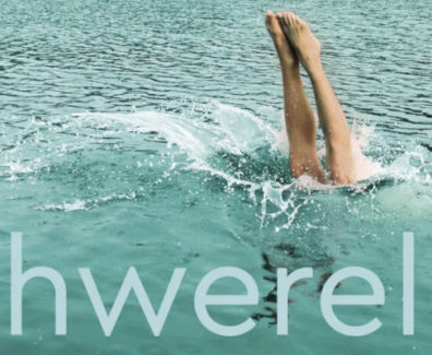 Tomasz Jedrowski: Im Wasser sind wir schwerelos (2021) | Schwuler Roman als Gebundenes Buch, eBook, Hörbuch, Audio-CD