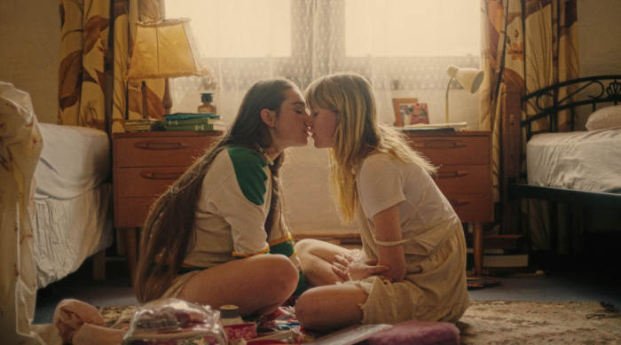 Mein erster Sommer | Film 2020 -- lesbisch, deutsch, Stream, ganzer Film, Queer Cinema