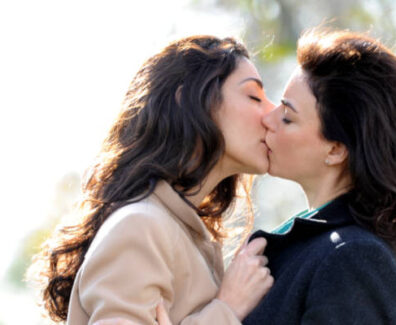 Elena Undone | Lesbenfilm 2010 — online sehen (Deutsch)