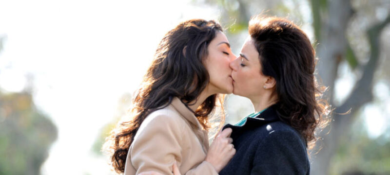 Elena Undone | Lesbenfilm 2010 — online sehen (Deutsch)