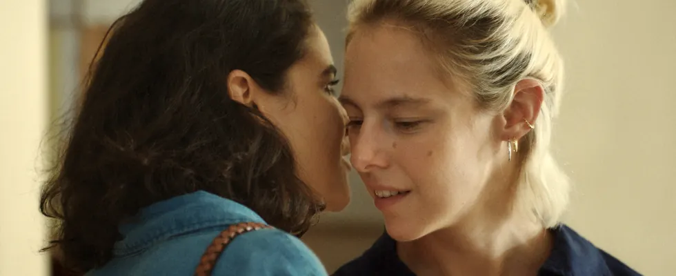 Bild zum LGBT-Film "Mit leiser Stimme" -- seit 9. Juli 2026 im Kino
