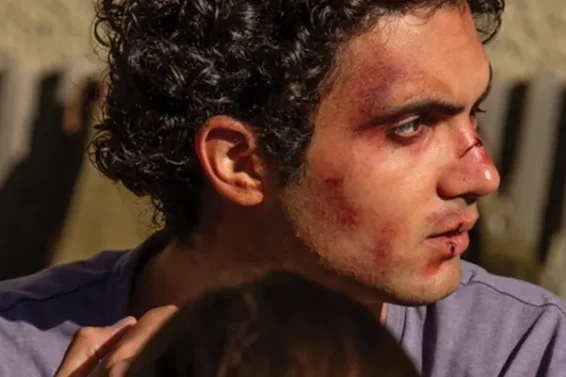 Drei Kilometer bis zum Ende der Welt | Film 2024 — Schwul, LGBT, Queer Cinema, Kino, Stream